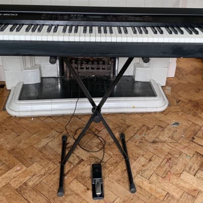 Roland RD-600 Digital Piano image 1