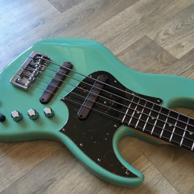Xotic XJ-1T 5 LW 2016 - SURF GREEN | Reverb