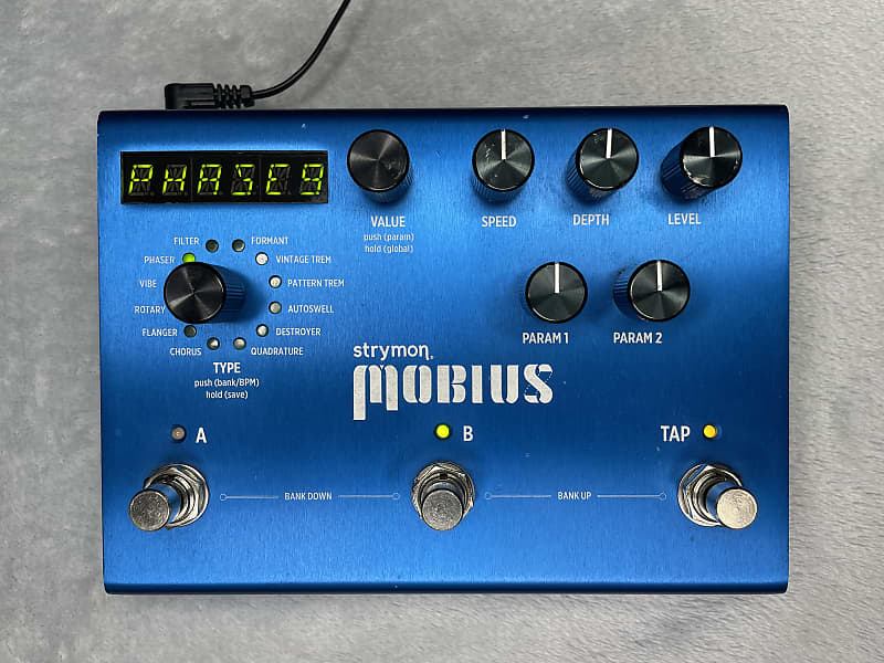 Strymon Mobius