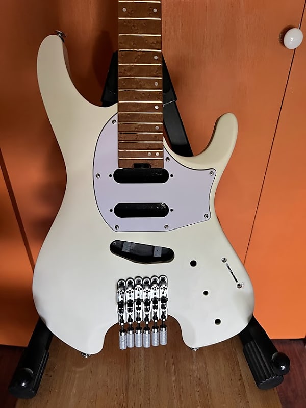 Ibanez ICHI10 Ichika Nito Signature Quest 2023 - PROJECT