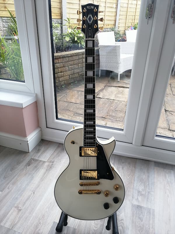 FGN Neo Classic LC10 Les Paul Custom White