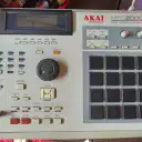 Akai MPC2000XL MIDI Production Center