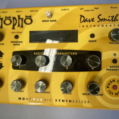 Dave Smith Instruments Mopho Desktop Monophonic Synthesizer 2008 - 2016 - Yellow