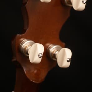 Brand new Huber VRB-3 Truetone 5 string flathead banjo made in USA Huber set up with hardshell case image 12