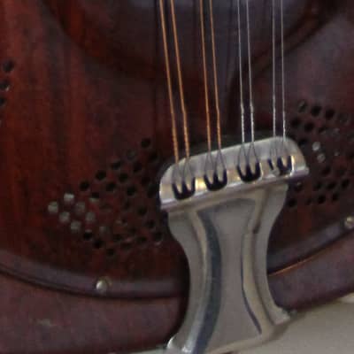 National Resonator Mandolin 1930s Woodgrain on metal image 4