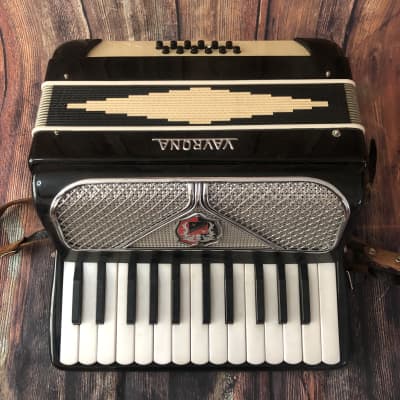 Vavrona 12 Bass 25 Key Vintage Accordion Made in Italy | Reverb