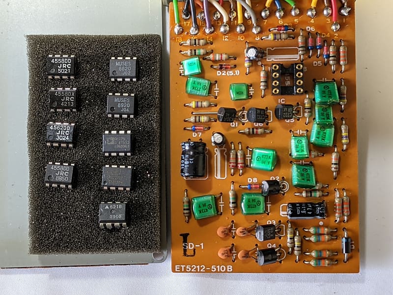 激安！BOSS SD-1シリアル400 1981年製JRC4558D最初期日本製 激安！BOSS SD-1シリアル400 1981年製JRC4558D最初期日本製 BOSS