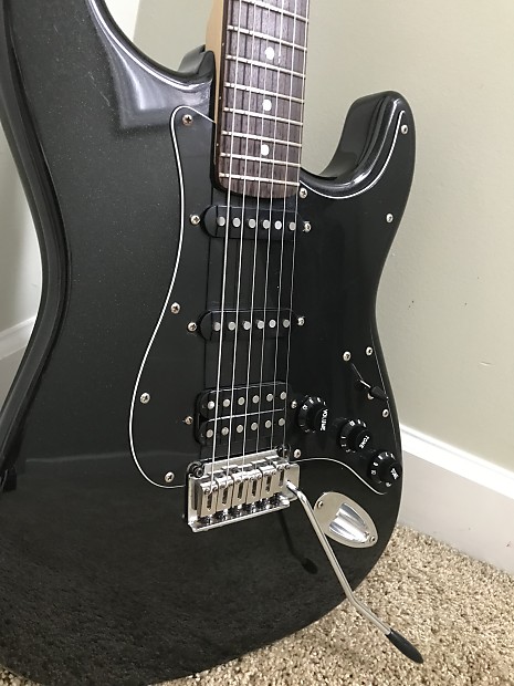 Fender Squier 20th anniversary Standard Stratocaster 2002