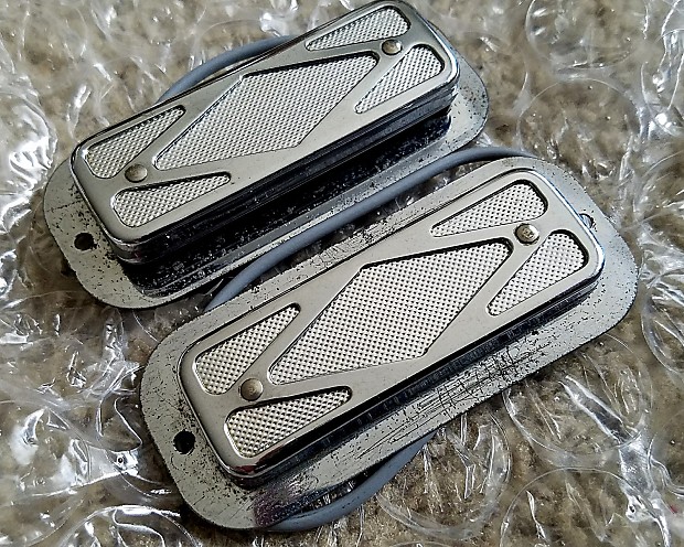 Rowe Dearmond 60s Silver Foil Diamond Grill Pickup Set