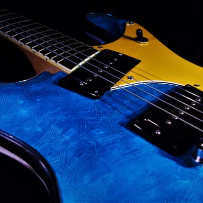 Lowell El Daga 2005 Blue Reptile Leather Mosrite Ventures style. Only one. Non Fungible Token. RARE. image 7