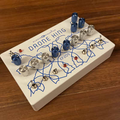 ほぼ未使用　Electro Faustus Drone King EF209 hqdefault.jpg