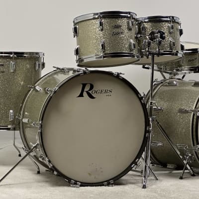 Rogers 22/20/12/13/16/5x14" VIDEO 60's Holiday Drum Set - Silver Sparkle Brockstein's Music image 2