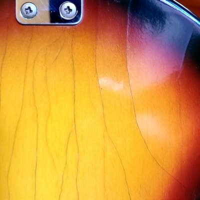Vox V 250  Violin Bass 1960's Sunburst image 6
