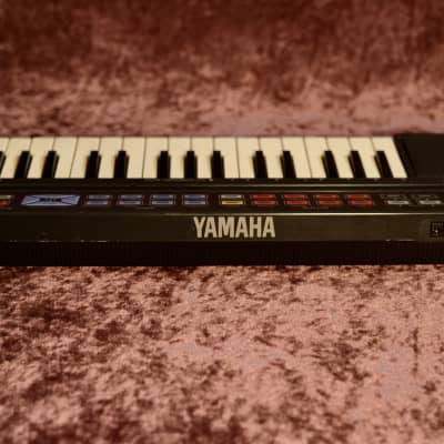 Yamaha PSS-125 PortaSound  / 1980's Keyboard Synth image 4