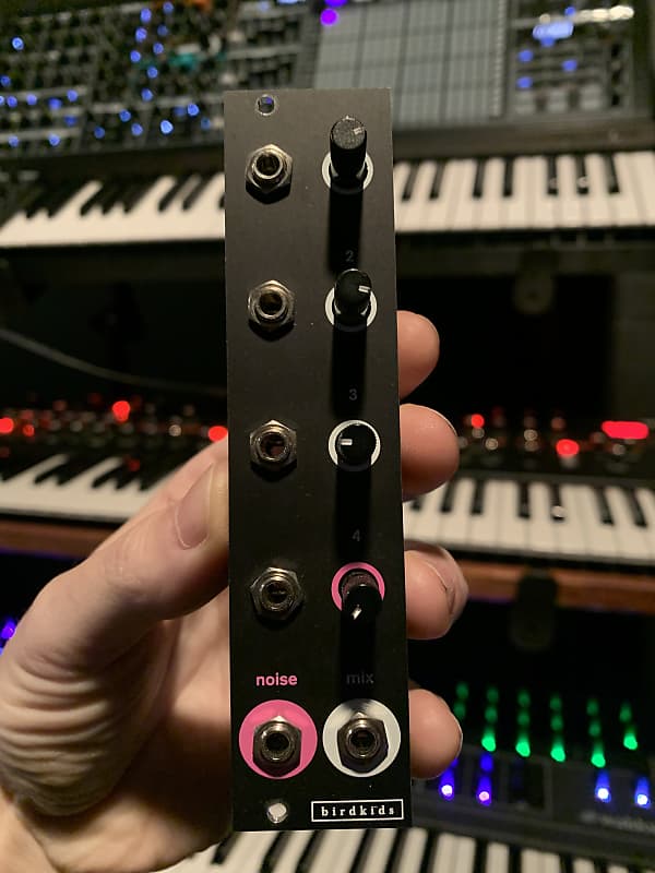Birdkids Mixer / Noise Eurorack Mixer + Noise Source Reverb