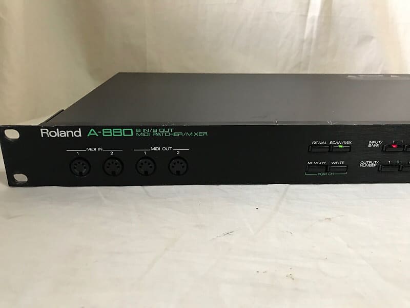 Roland A-880 MIDIパッチャー/ミキサー（パッチベイ） Roland A-880 MIDI Patcher Mixer (Consignment) - 0231738966192