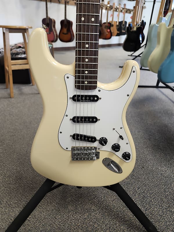 Squier Vintage Modified '70s Stratocaster | Reverb Canada