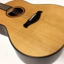 Taylor Builder's Edition 517e Acoustic/Electric, Natural