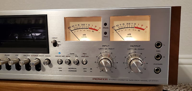 ★PIONEER STEREO CASSETTE DECK CT-7 【品１】 Pioneer CT-F7171 Stereo Cassette Tape Deck - For Parts or