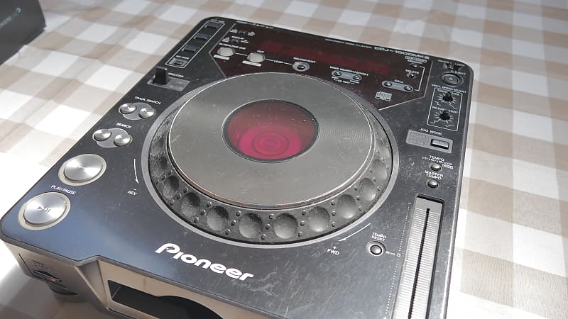 Pioneer CDJ-1000mk2 2001-2004