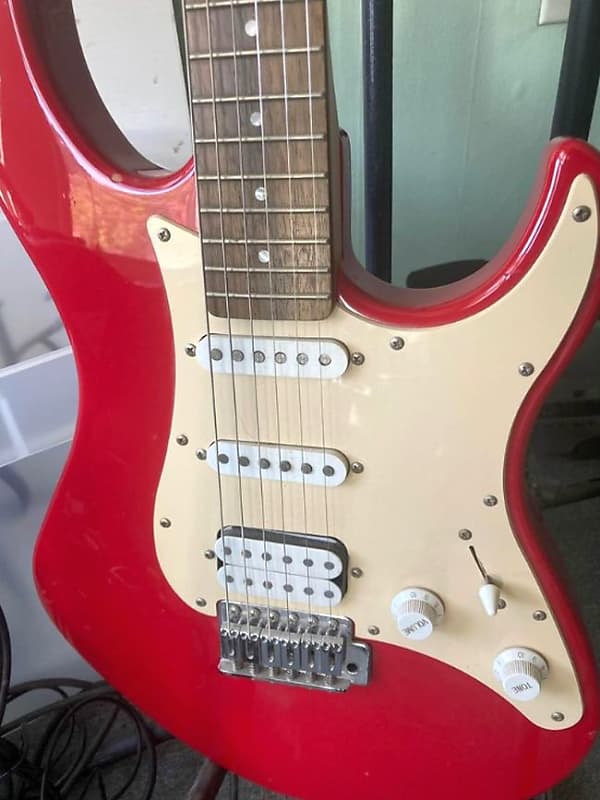 Yamaha EG 112C Electric Guitar | Reverb