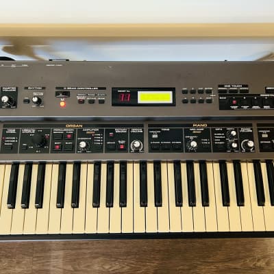 Roland VR-760 76-Key V-Combo Organ