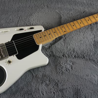Casio EG-5 - White Cassette Player Guitar 1980s image 4