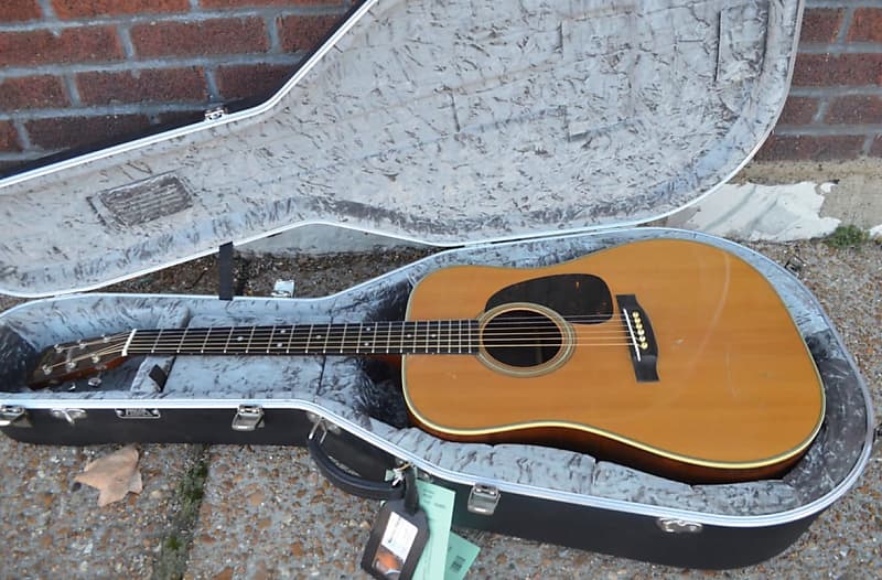 Martin D-28 Billy Strings Dreadnought Acoustic Guitar