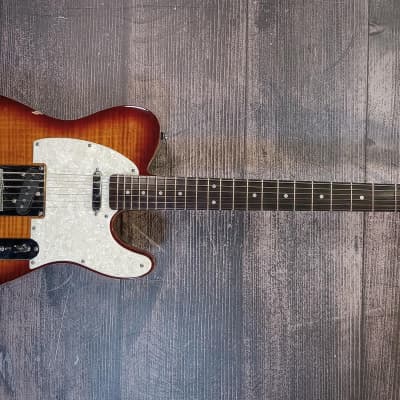 Michael Kelly 53DB Electric Guitar (Queens, NY)