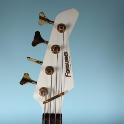 Fernandes FRB Revolver 4 String Electric Bass White Short Scale image 7