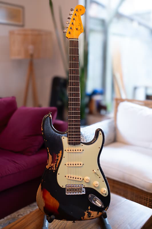 ギター Fender Custom Shop ' 62 Stratocaster Fender Custom Shop '62 Reissue Stratocaster Relic | Reverb Canada