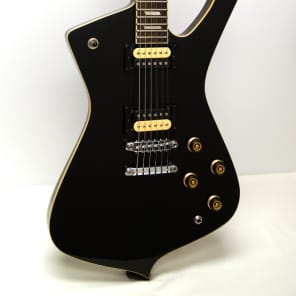 Ibanez ic520bk shop iceman electric guitar