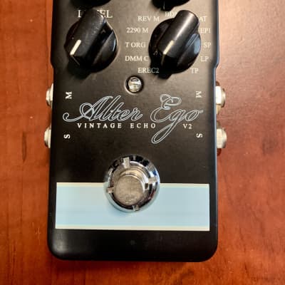 Amazon.com: TC Electronic Alter Ego V2 Vintage Delay and