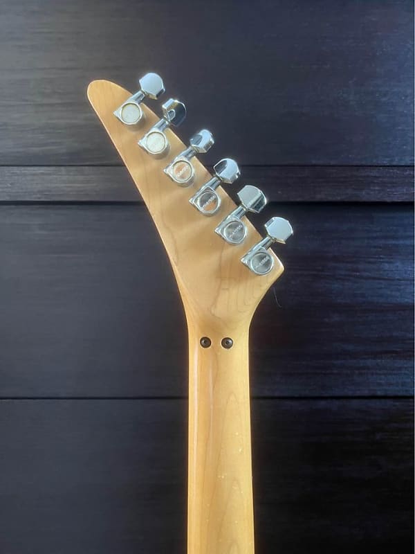 A*X様 KRAMER STRIKER　100ST Kramer Striker 100ST Teal Metallic 1985 – Chicago Music Exchange