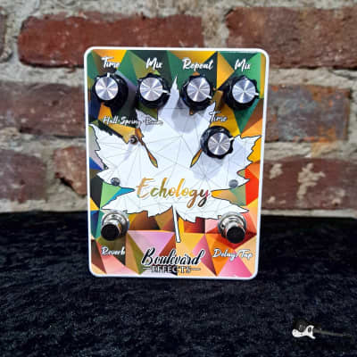 Boulevard Effects Echology Reverb/Delay Pedal *USED* (2020s - White)