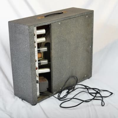 Silvertone Model 1482 5-Watt 1x12 Guitar Combo 1960s - Black image 7
