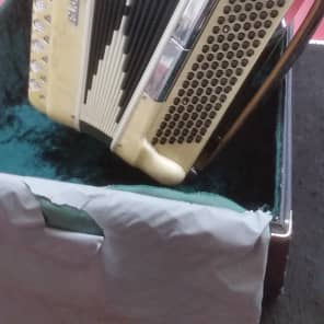 Florino accordion 2025