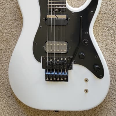 Schecter Sun Valley Super Shredder FR S Gloss White Electric Guitar, New Hard Shell Case for sale