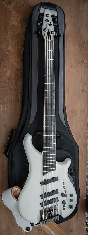 TUNE Japan 1990's Zi -5 Somnus 5-String Bass | Reverb Brazil