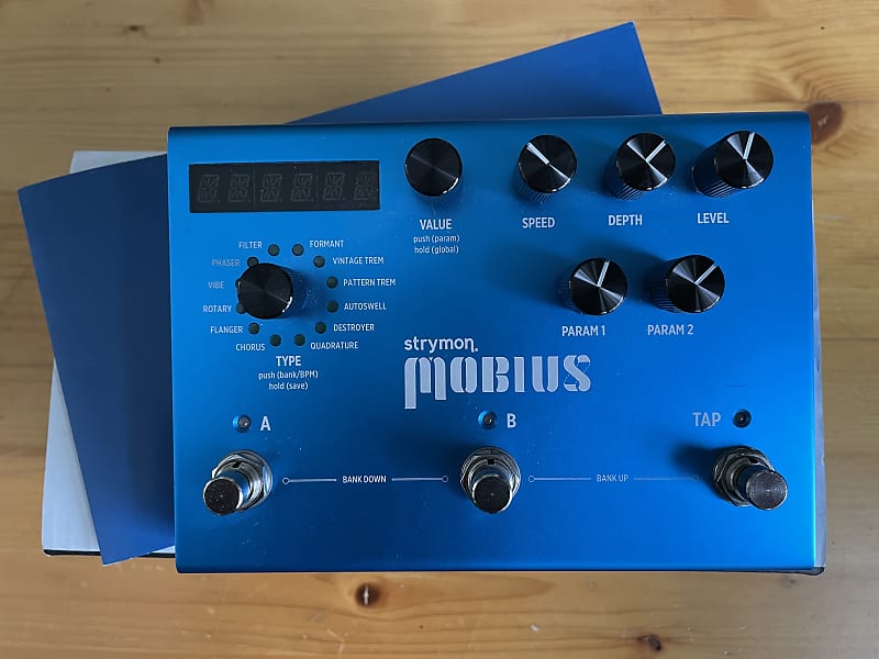 Strymon Mobius