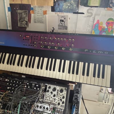 Ensoniq Fizmo Transwave Digital Synthesizer 1998 - Purple