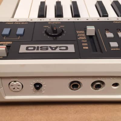 Casio MT-70 Casiotone 49-Key Synthesizer | Reverb