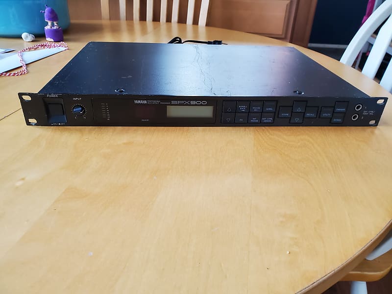 Yamaha SPX900 Professional Multi-Effect Processor | Reverb