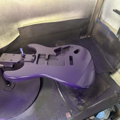 Fender Stratocaster ‘72 Vintage Reissue 1989 - Custom purple finish with metallic flake and a high-gloss clear coat image 11