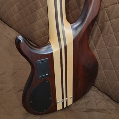 Cort A4PLUSFMMHOPN Figured Maple Top Mahogany Body 5pcs Maple Neck 4-String Electric Bass Guitar image 4