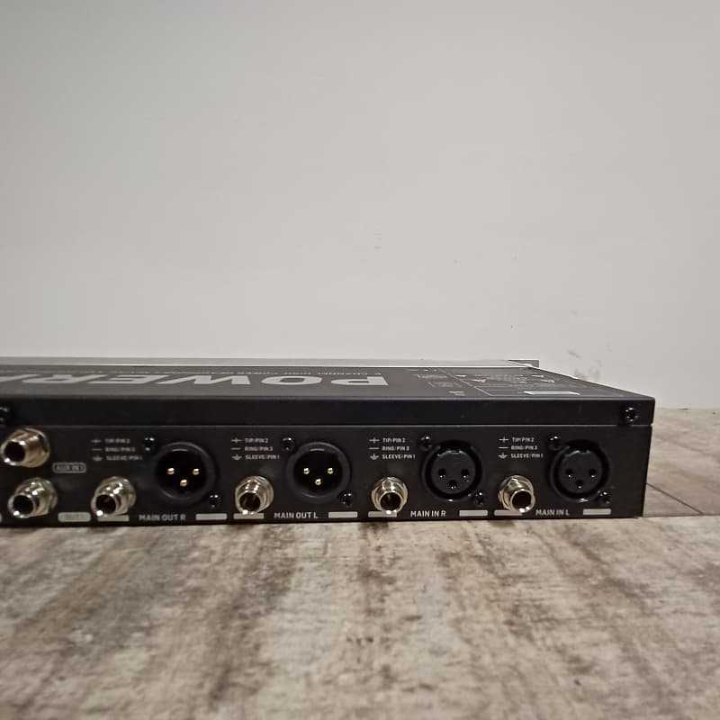 Behringer Powerplay Pro 8 HA8000 8 Channel Headphone Amplifier