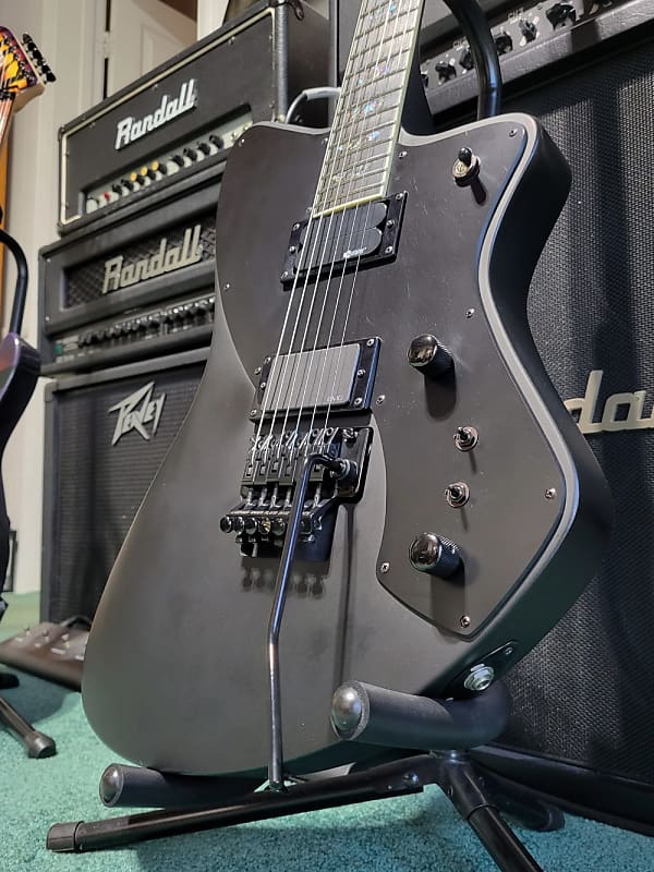 Fernandes Vertigo Elite Sustainer Guitar - Metallic Black