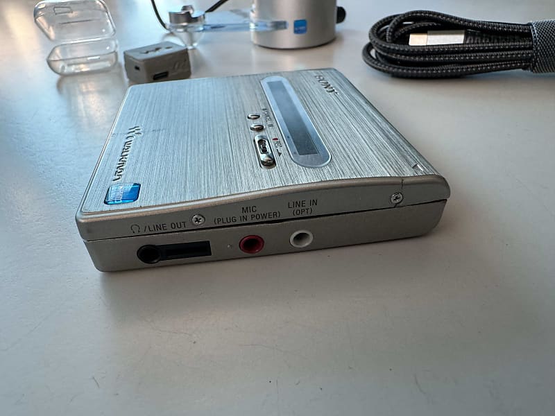 SONY NET MD WALKMAN MZ-NH1 シルバー Sony MZ NH1 Hi MD Walkman unboxing and review - YouTube