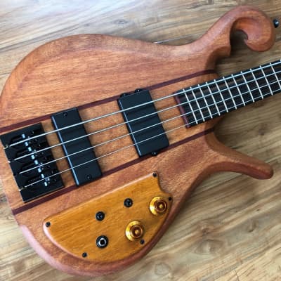 ベース carl thompson semi frills Carl Thompson Semi Frills – LowEnd Bass Shop Vault