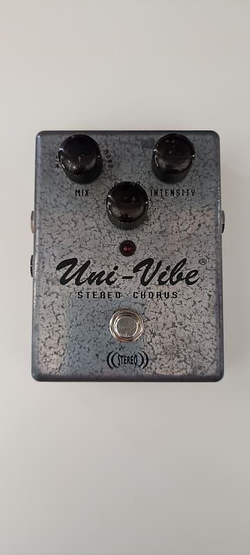 Uni-Vibe ステレオコーラス　ジムダンロップ MXR Uni-Vibe Chorus/Vibrato (vs Dunlop Uni-Vibe Stereo